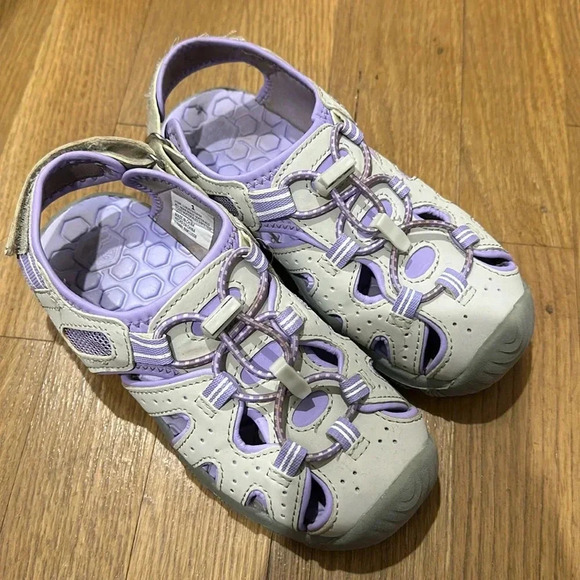 Kids sandles - Picture 1 of 6